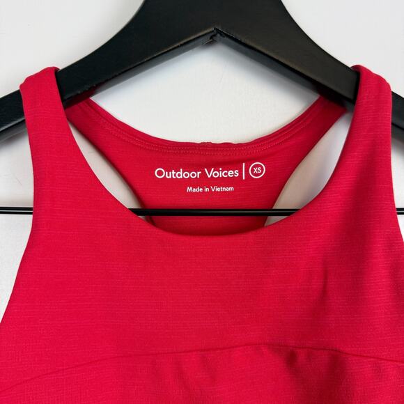 Outdoor Voices TechSweat High Neck Workout Crop Top Red - XS - Picture 2 of 5